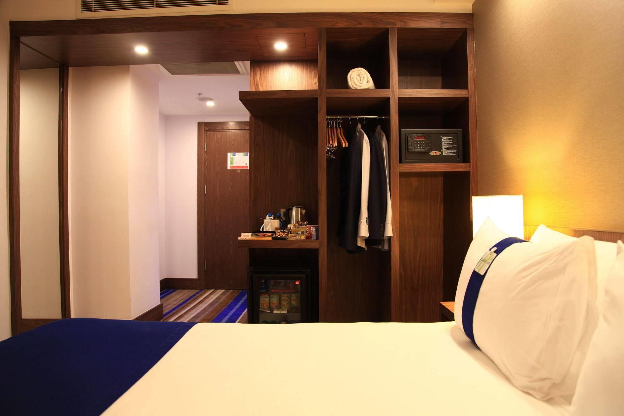 Liv City Hotels Istanbul Bagian luar foto