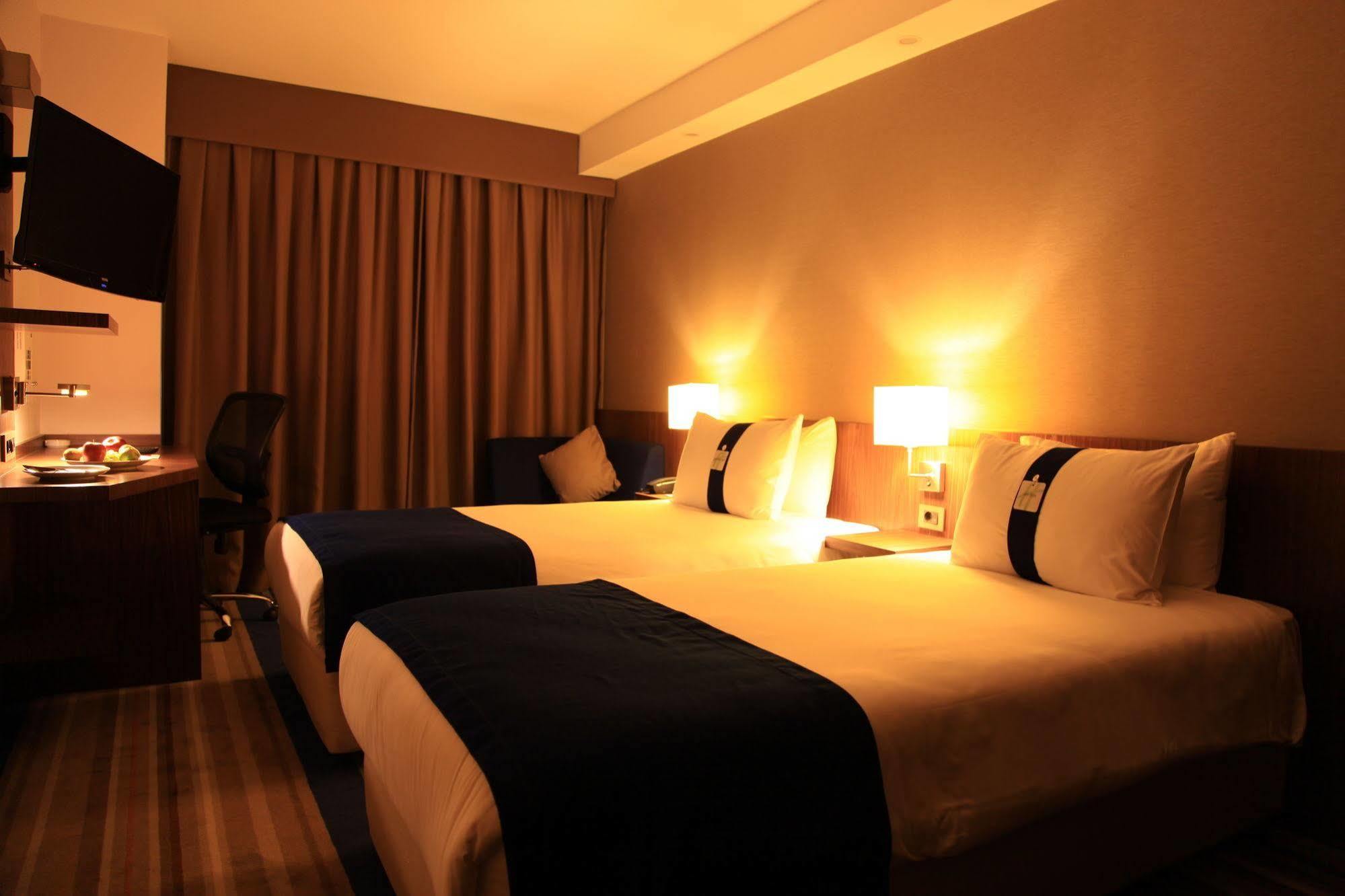 Liv City Hotels Istanbul Bagian luar foto